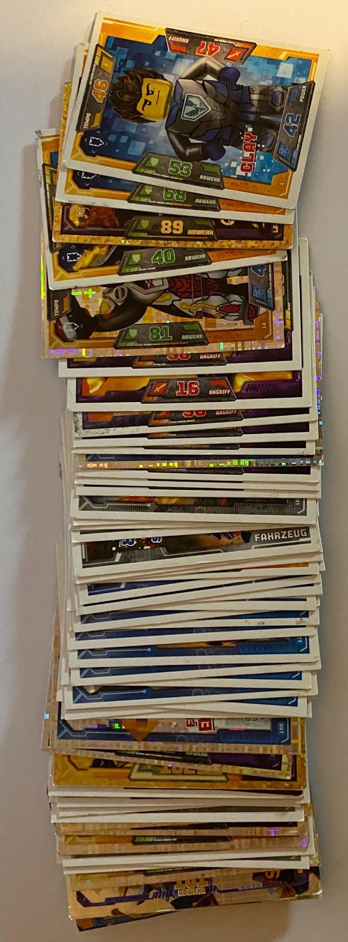 Sammelbilder & Trading cards: Lego Nexo Knights Karten – Gebraucht aus Bärau von sphb.hs4ea