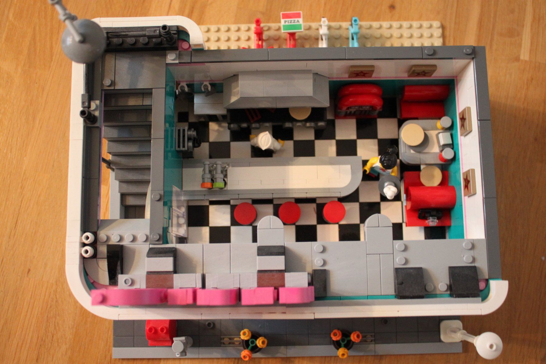 Lego Baukästen: Lego 10260 Downtown Diner – Gebraucht aus Mörschwil von leg_yrn8 2