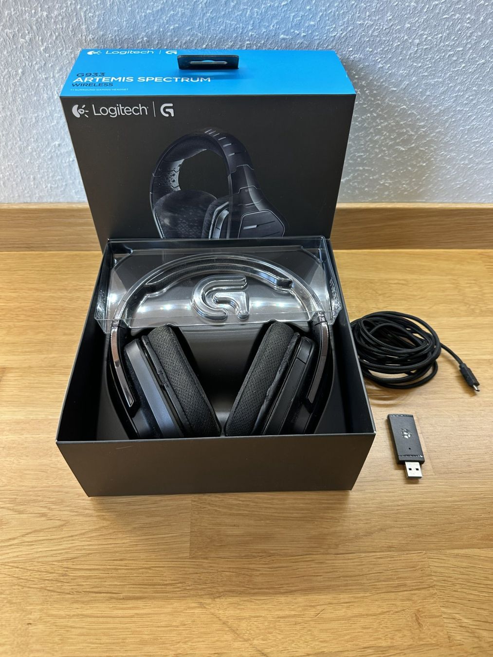 Logitech Kopfhörer: Logitech G933 Artemis Spectrum Wireless Gaming-Headset – Gebraucht aus Basel von Dudu00 1