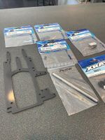 Xray RX8 1:8 RC spare parts lot #6