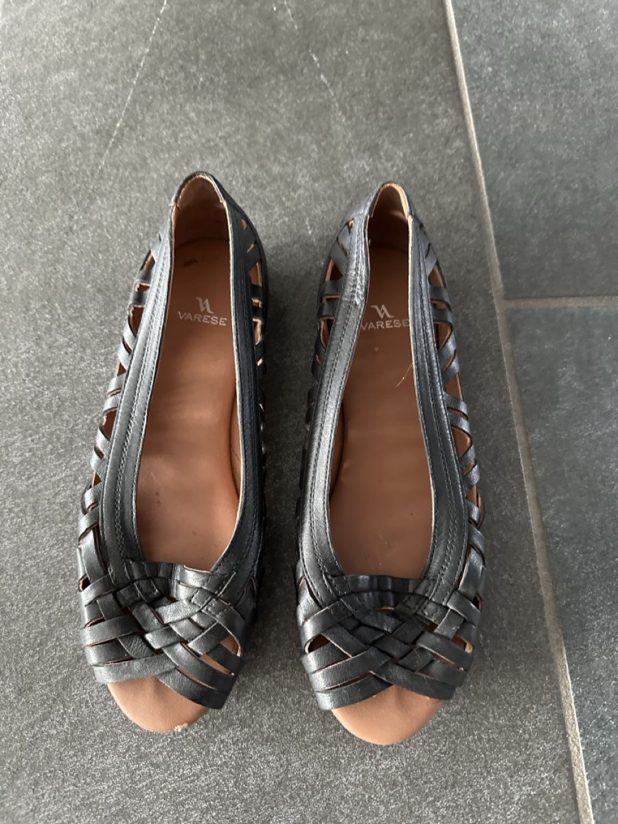 Scarpe da donna: Varese Halbschuhe Gr. 37 – Usato da Wileroltigen venduto da torro11