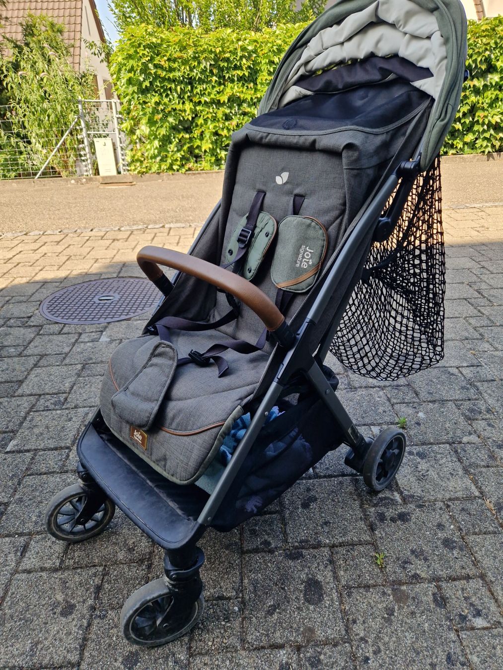 Joie Kinderwagen: Buggy Joie - Tannengrün – Gebraucht aus Pratteln von Rookie 1