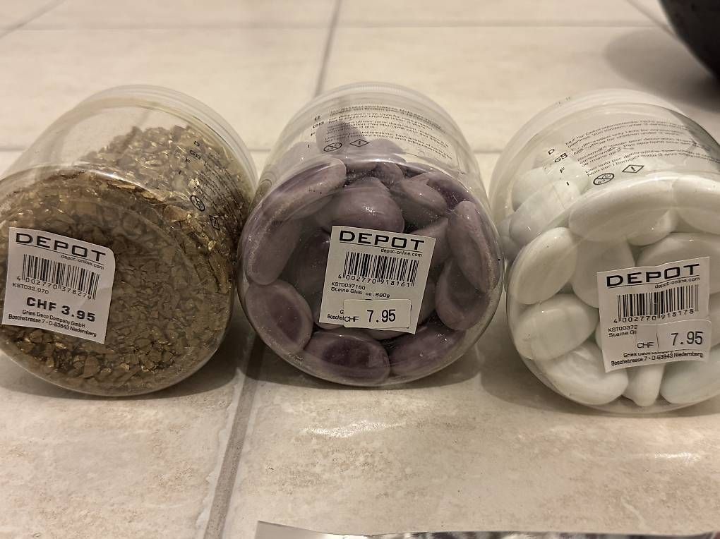 Tutte le decorazioni: Betonschale massiv mit Dekosand – Usato da Sirnach venduto da Hispanita 4