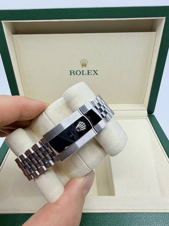 Rolex Orologi: Rolex Datejust 41 Rhodium Full Set Ref. 126300 – Usato da Galmiz venduto da DucatiDriver 2
