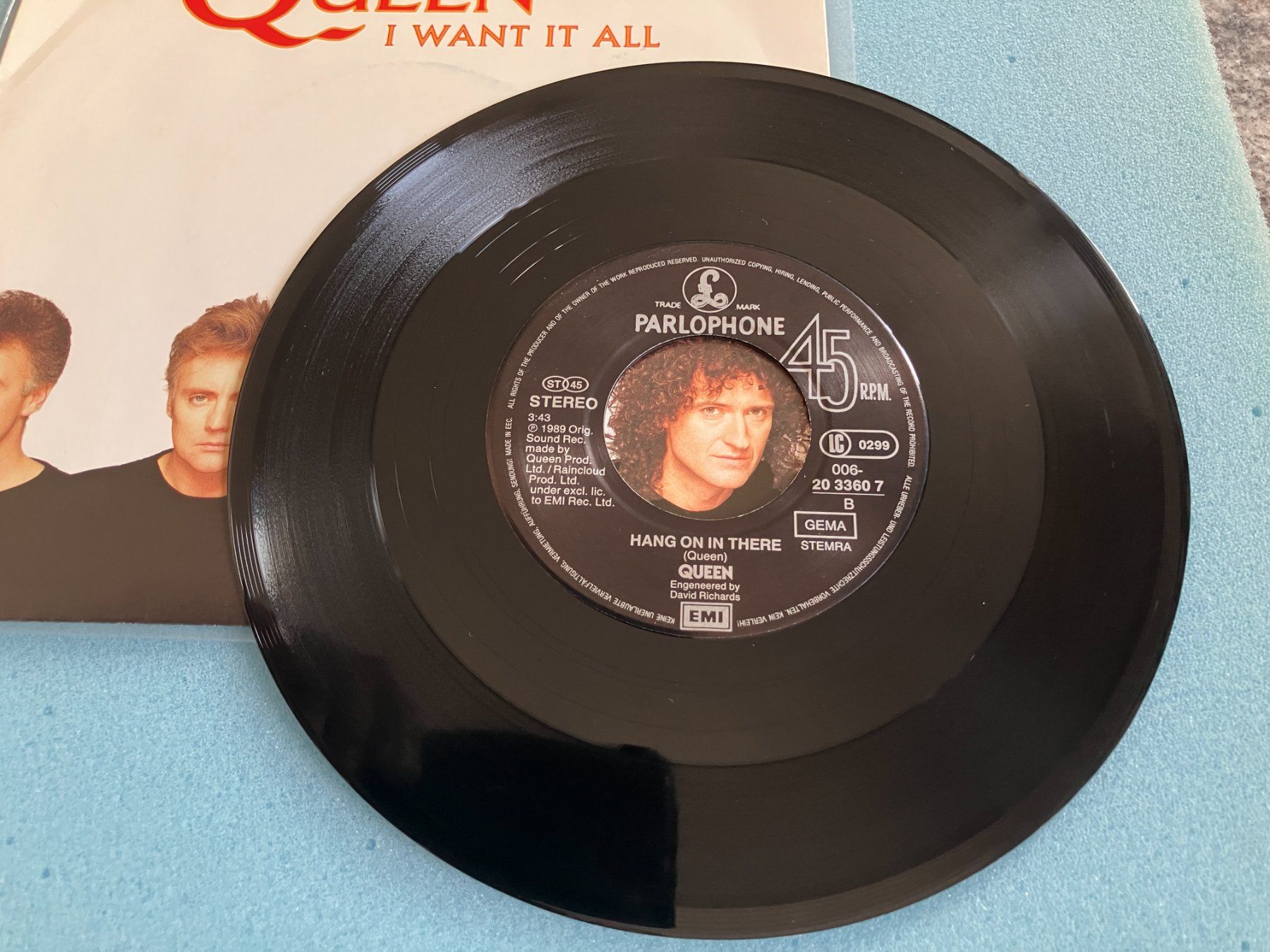 Dischi in vinile: Queen – Usato da Aarwangen venduto da Jukebox3 4