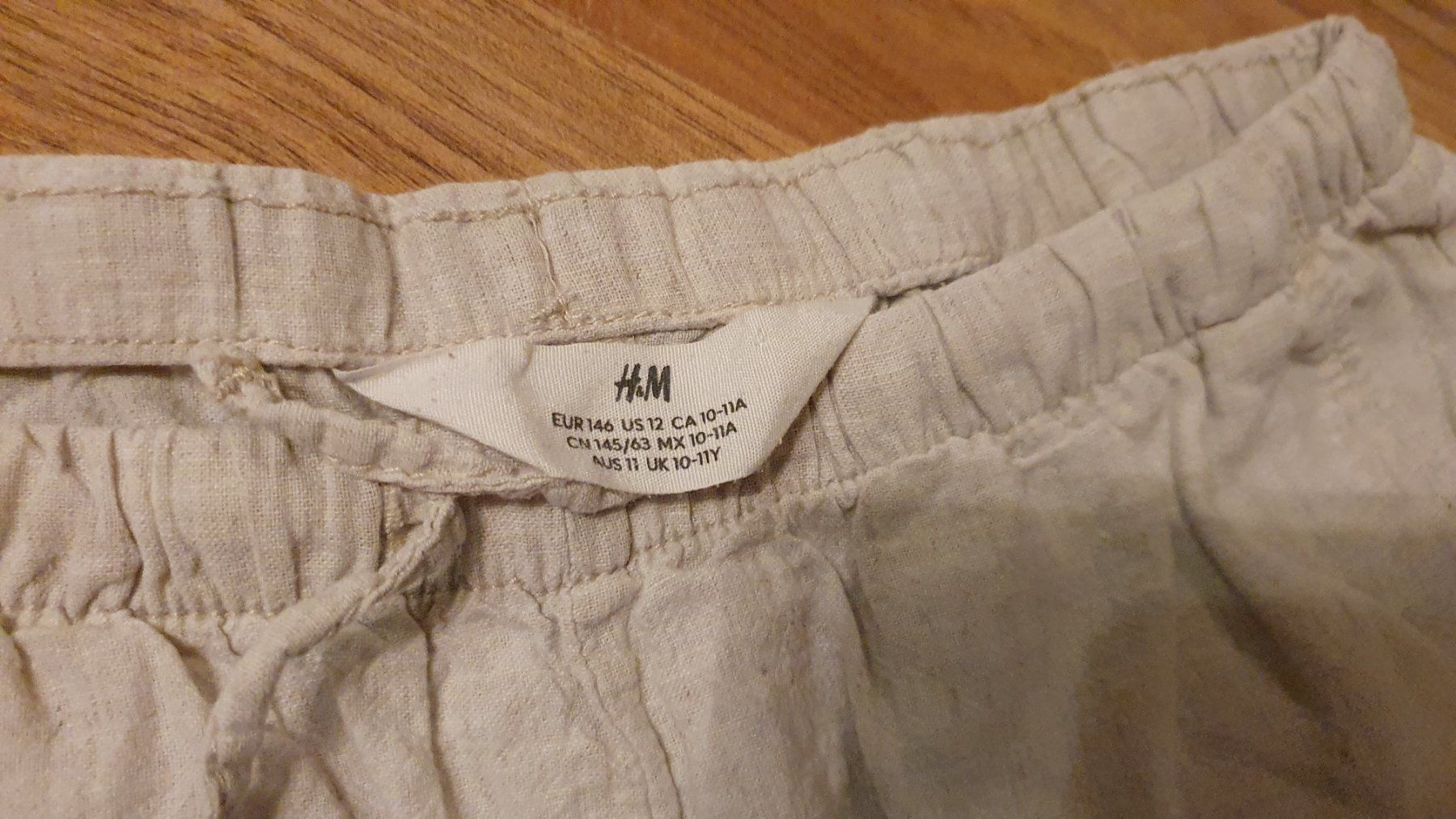H&M Pantaloni: 3 shorts fille 146 – Usato da Bure venduto da elis8 2