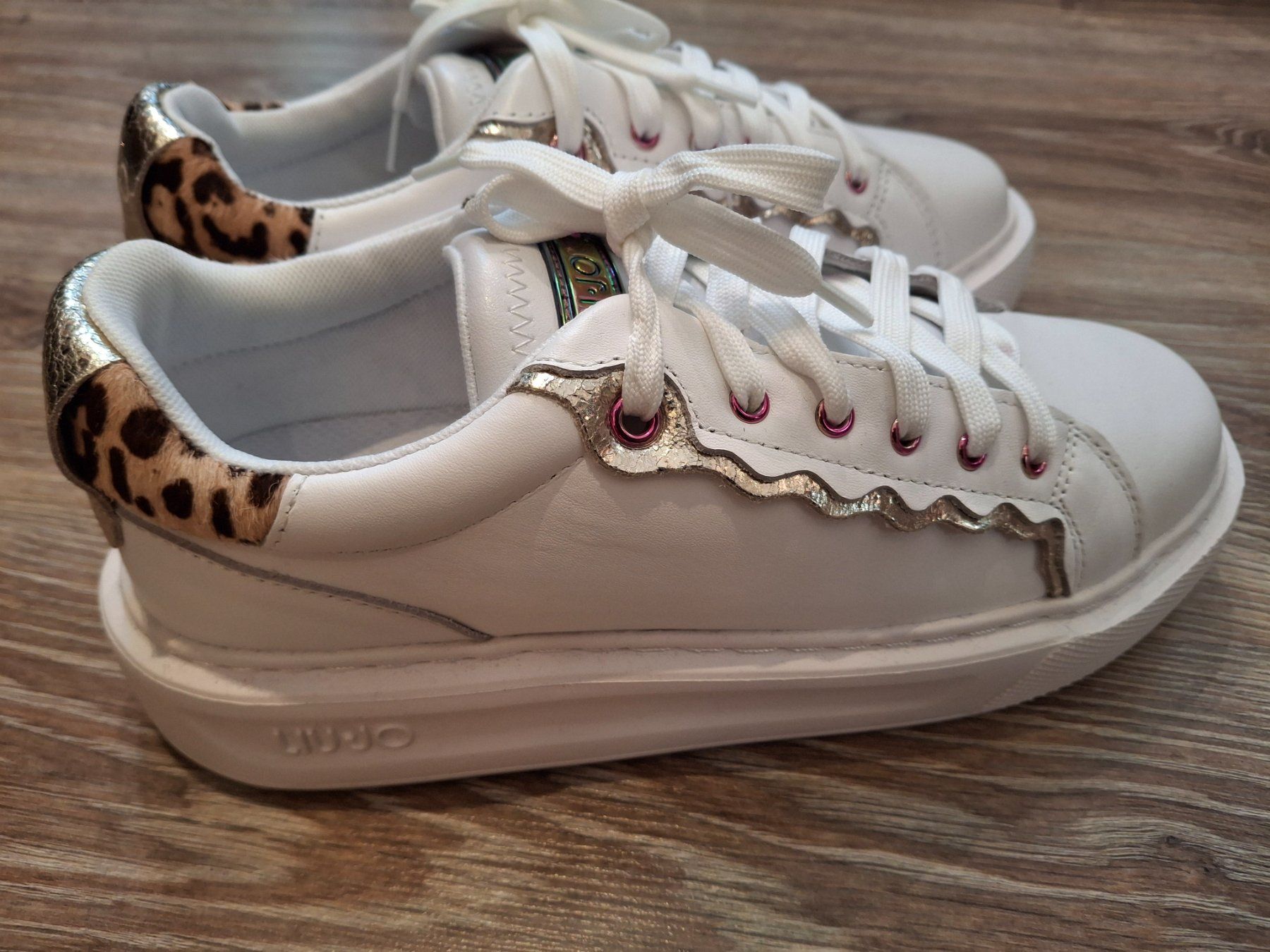 Liu Jo Damenschuhe: Liu.Jo Sneaker – Neu (gemäss Beschreibung) aus Oberhofen am Thunersee von katka99