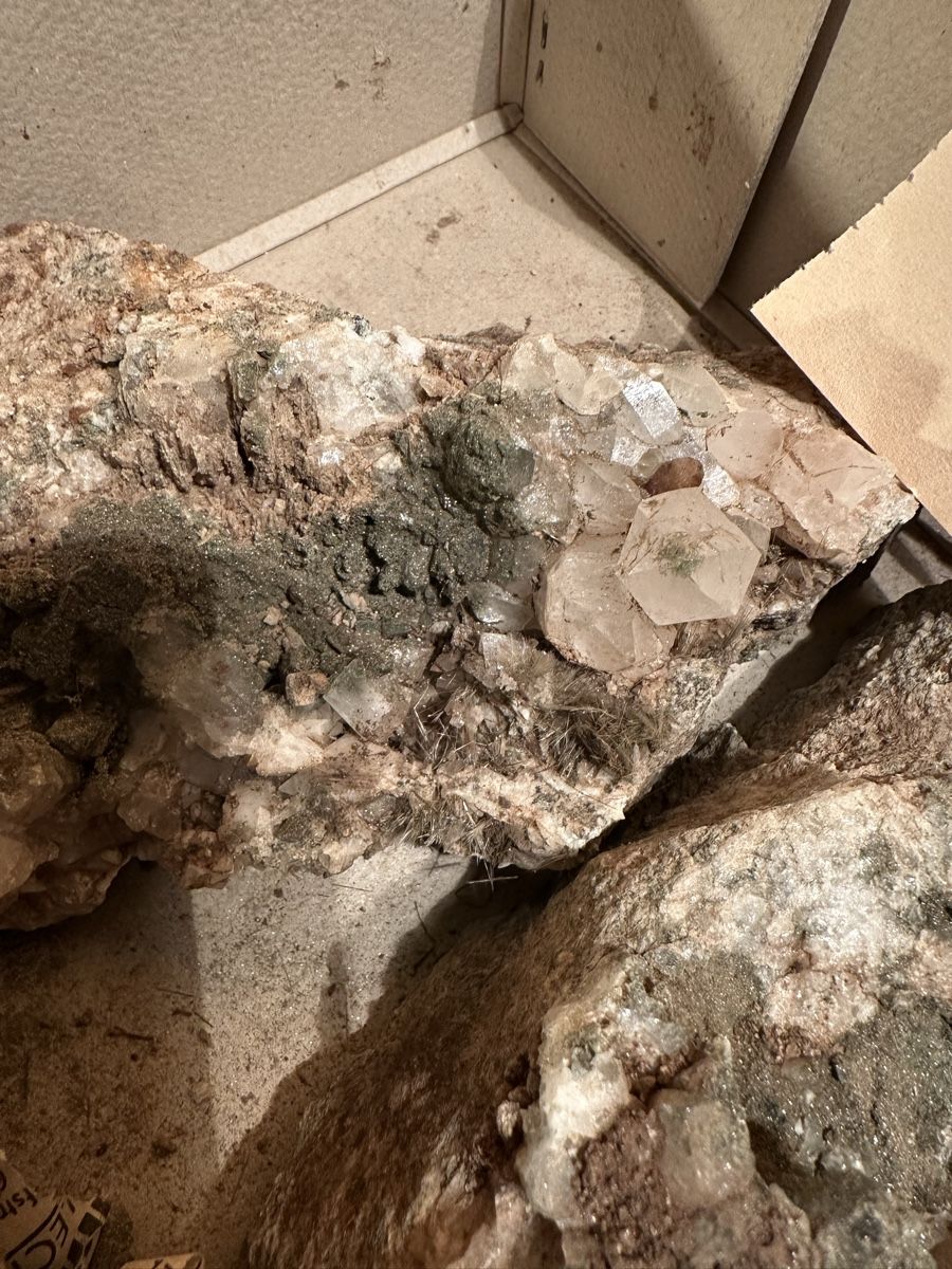 Minerali & Pietre curative: Mineralien – Usato da Dietikon venduto da moradi24 1