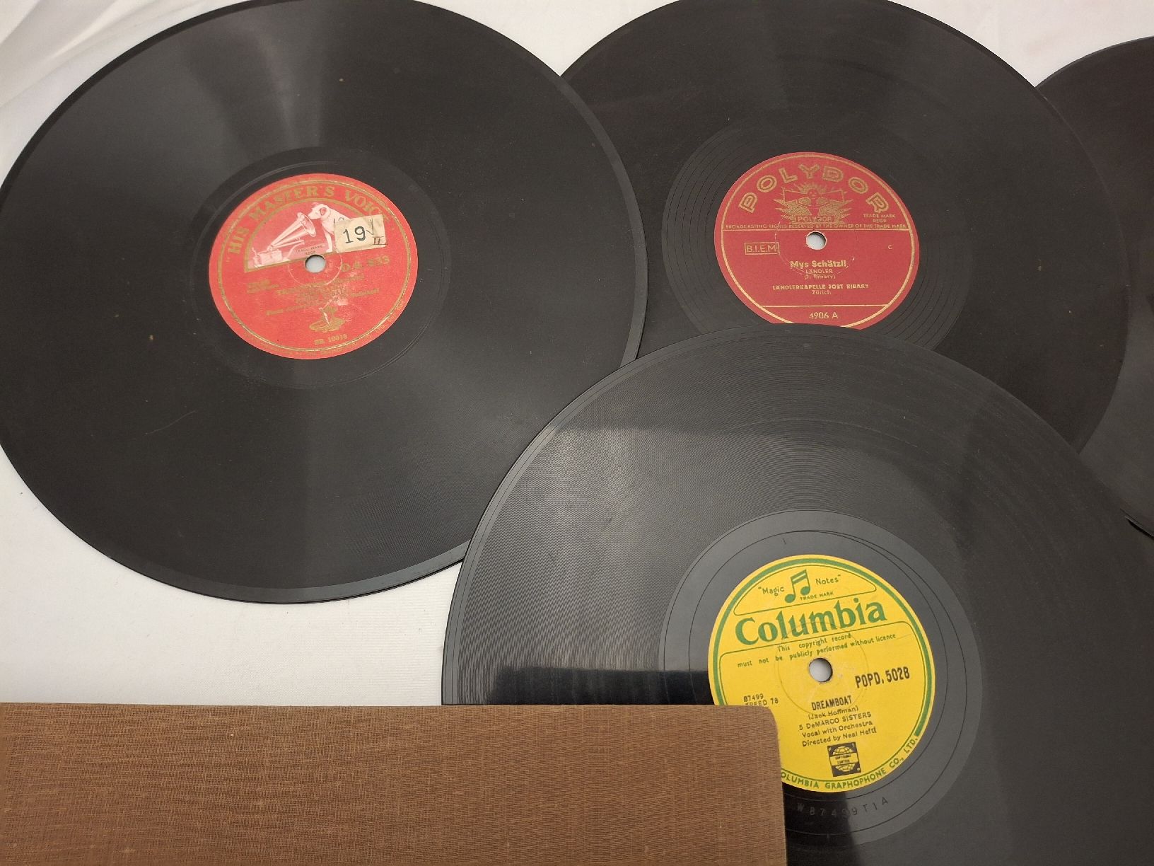 Vinyles: Schellackplatten Konvolut, 17 Stück, diverses – D'occasion à Fislisbach par HurtiBrocki 1