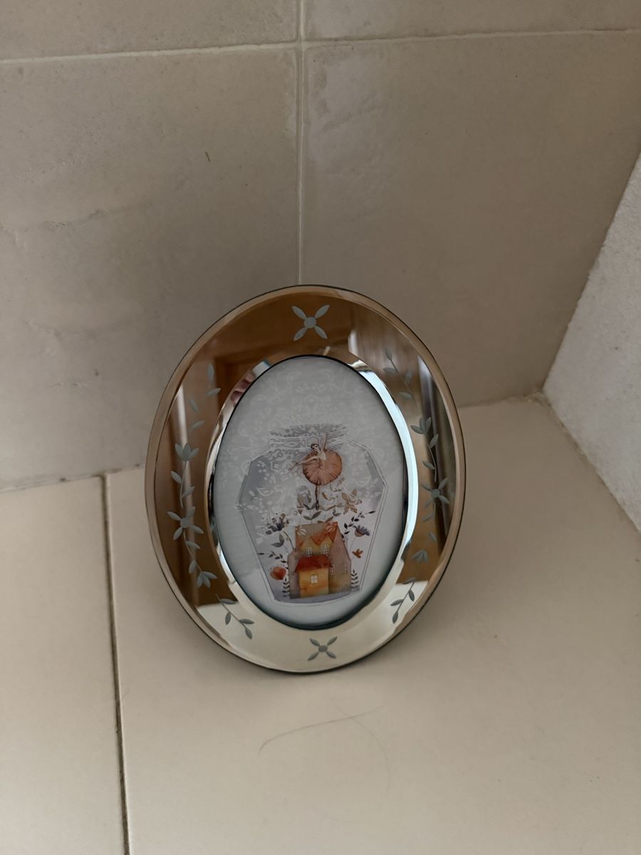 Cadres de tableaux: Bilderrahmen mit Spiegelrahmen – D'occasion à Schaffhausen par Ibag