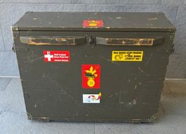 Schweizer Armee Bürokiste (1976) von Major Pz Bat 33