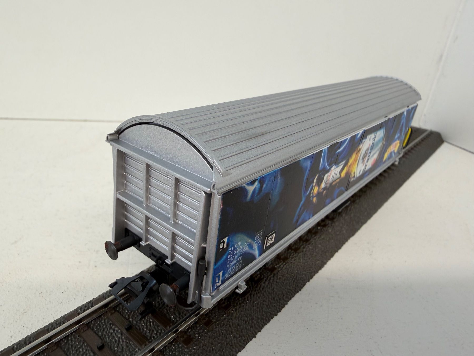 Märklin Modelleisenbahnen: Märklin Eichhof Hbils Güterwagen 4735.948 SBB Hbils – Gebraucht aus Büsserach von ModellbahnDepot 4