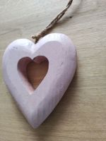 Shabby Chic Holzherz zum Aufhängen Rosa Vintage