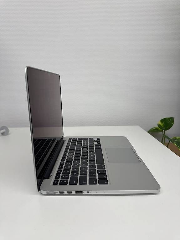 Apple Notebook: MacBook Pro (Retina 13-inch, 2015) – Usato da St. Gallen venduto da egzon_navit 1