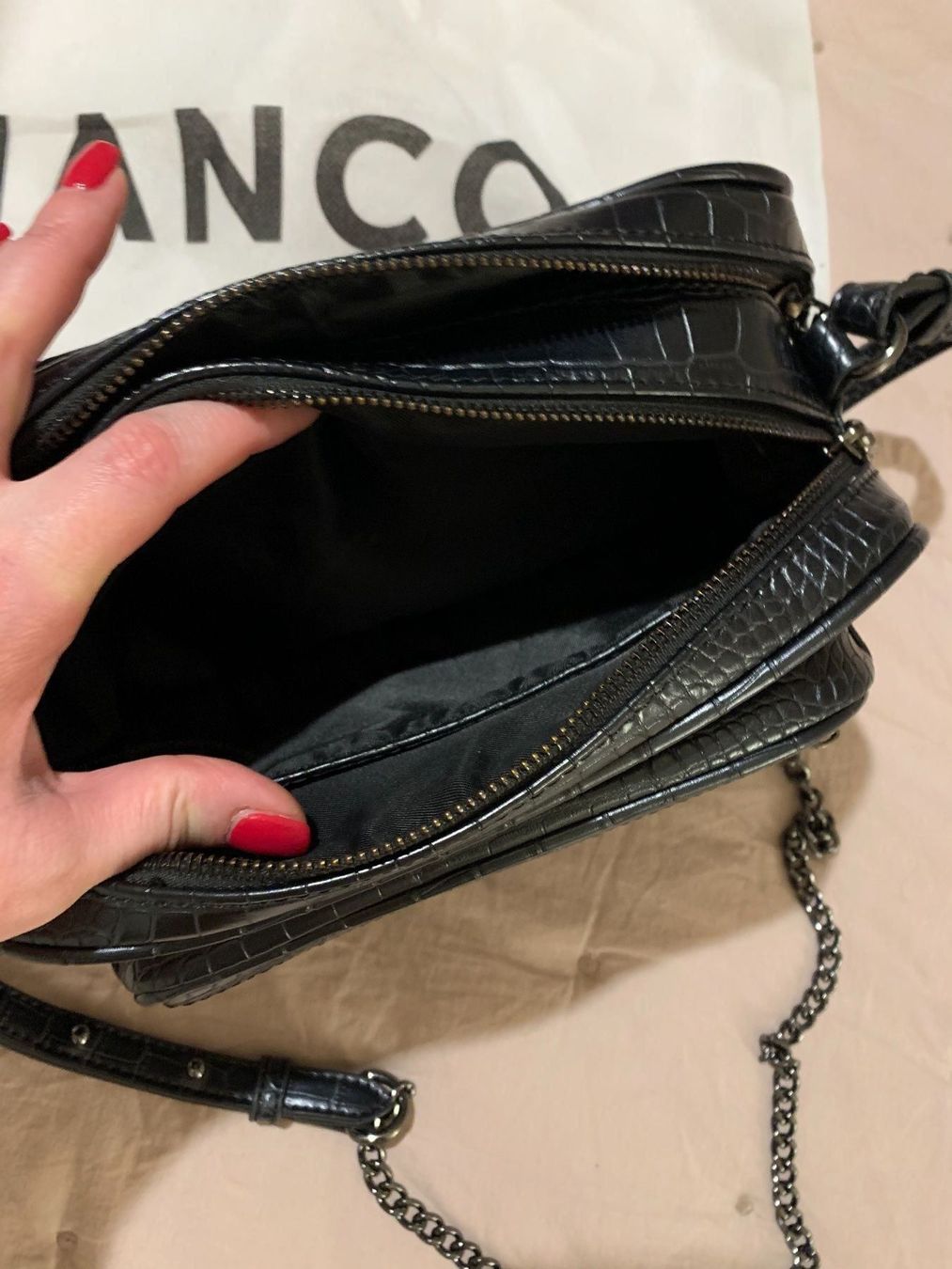 Borse da donna: Sac à main Noir similicuir – Usato da Sion venduto da DayJenn 2