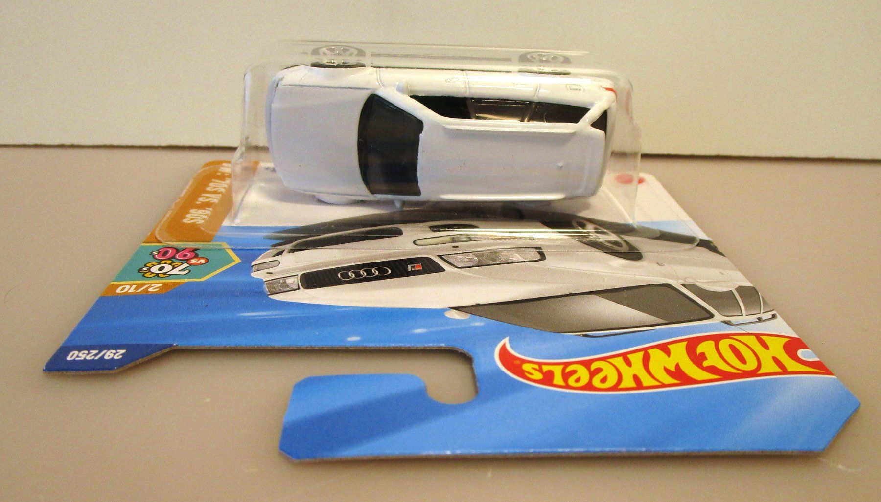 Audi Modellini d'auto: HOT WHEELS '94 AUDI AVANT RS2 - HYX60 – Nuovo e nell'imballaggio originale da Chêne-Bourg venduto da breno56 1