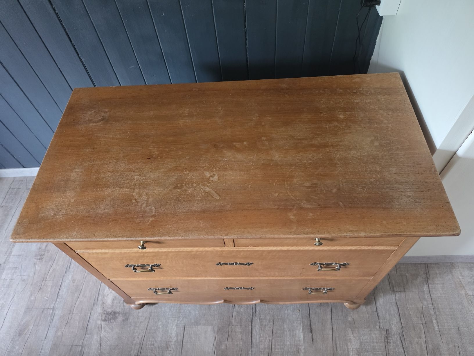 Kommoden: Holzkommode, massiv – Gebraucht aus Montlingen von Eifach_nur_Bellinda 3