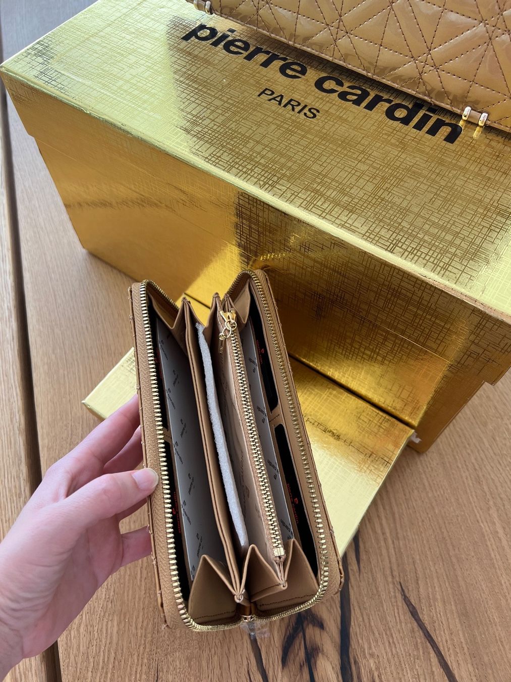 Pierre Cardin Sacs femmes: Pierre Cardin Paris Tasche – Neuf (Voir description) à Schaffhausen par mburic 3