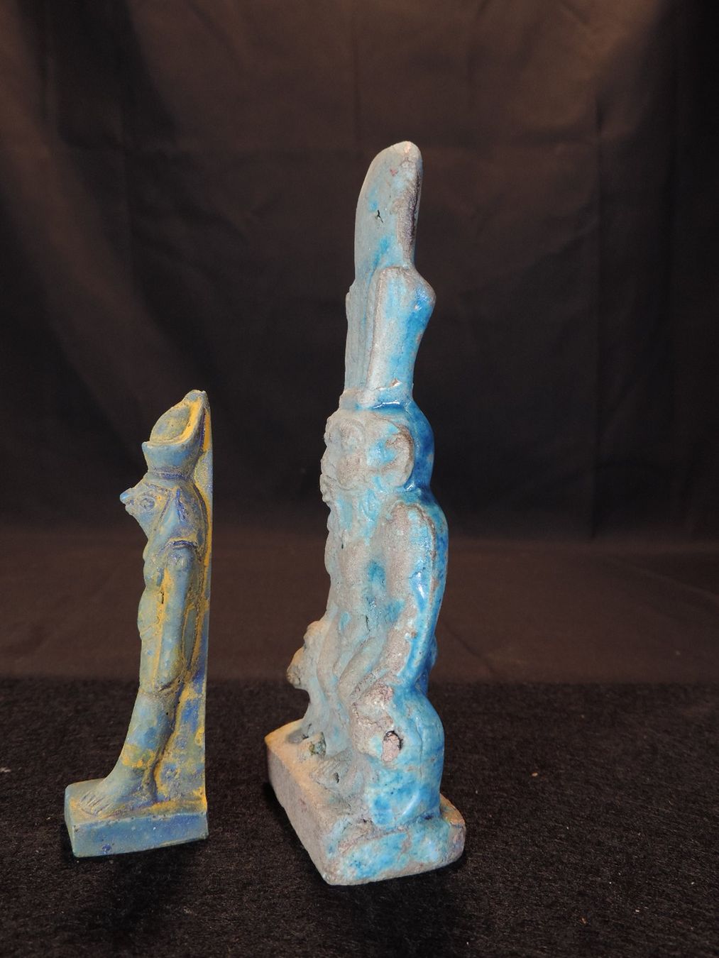 Statuette: 2 Stück alte, Ägyptische Statuen – Usato da Duggingen venduto da doogbua 1