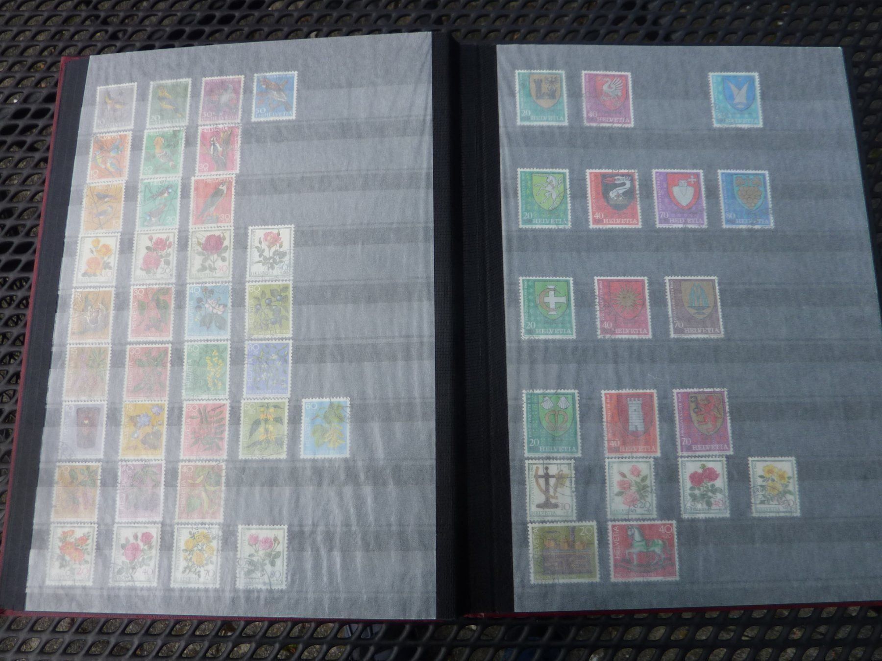 Tutti i francobolli: Briefmarkenalbum, Pro Juventute – Usato da Gelfingen venduto da btrottmann 3