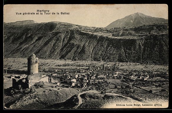 Cartoline postali: Martigny, Vue générale et la Tour de l – Usato da Berlin venduto da bartko-reher