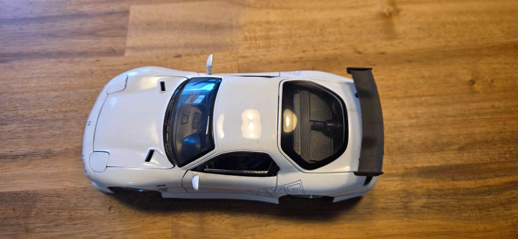 Mazda Modellini d'auto: Modellauto weiss Mazda RX-7 1/24 – Usato da Hochfelden venduto da Danizh0 3