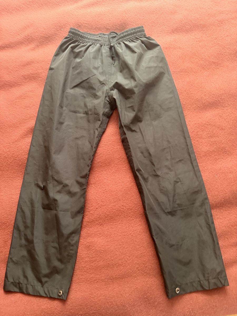 Rukka Hosen: Rukka Tech waterproof pants size 140 damaged – Gebraucht aus Männedorf von iza04