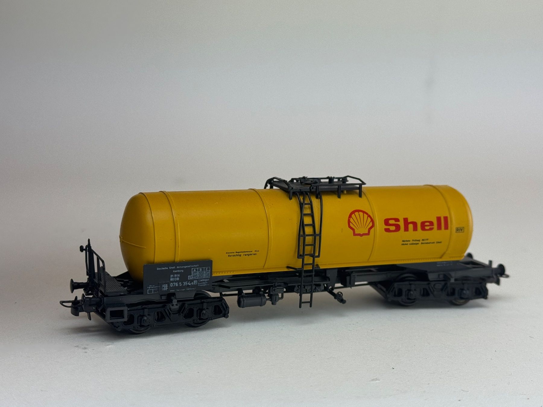 Roco Modellini di ferrovie: HR-Roco Tankwagen Shell – Usato da Elm venduto da Wikmtz 1