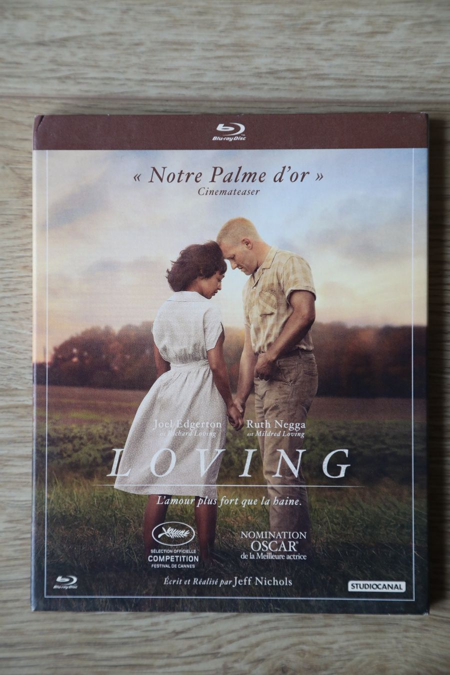 Tutti i DVDs: Blu-ray LOVING     Français Anglais – Usato da Porrentruy venduto da tupatup