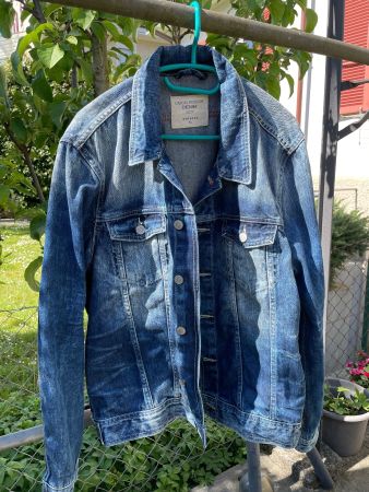 Coole Jeansjacke im Used-Look, Gr. XL - guter Zustand!