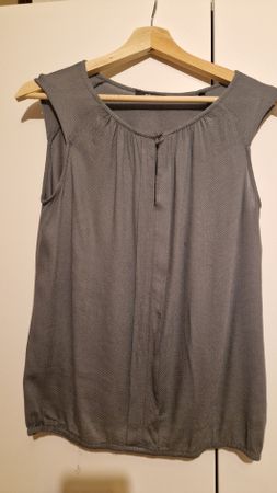 Damen Oberteil / Top von Opus Grau Gr. 36