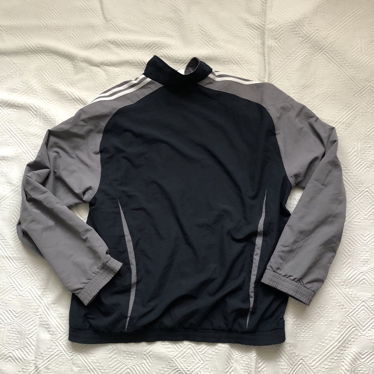 Giacche: Adidas Jacke/Windbreaker – Usato da St. Gallen venduto da Kollision 1