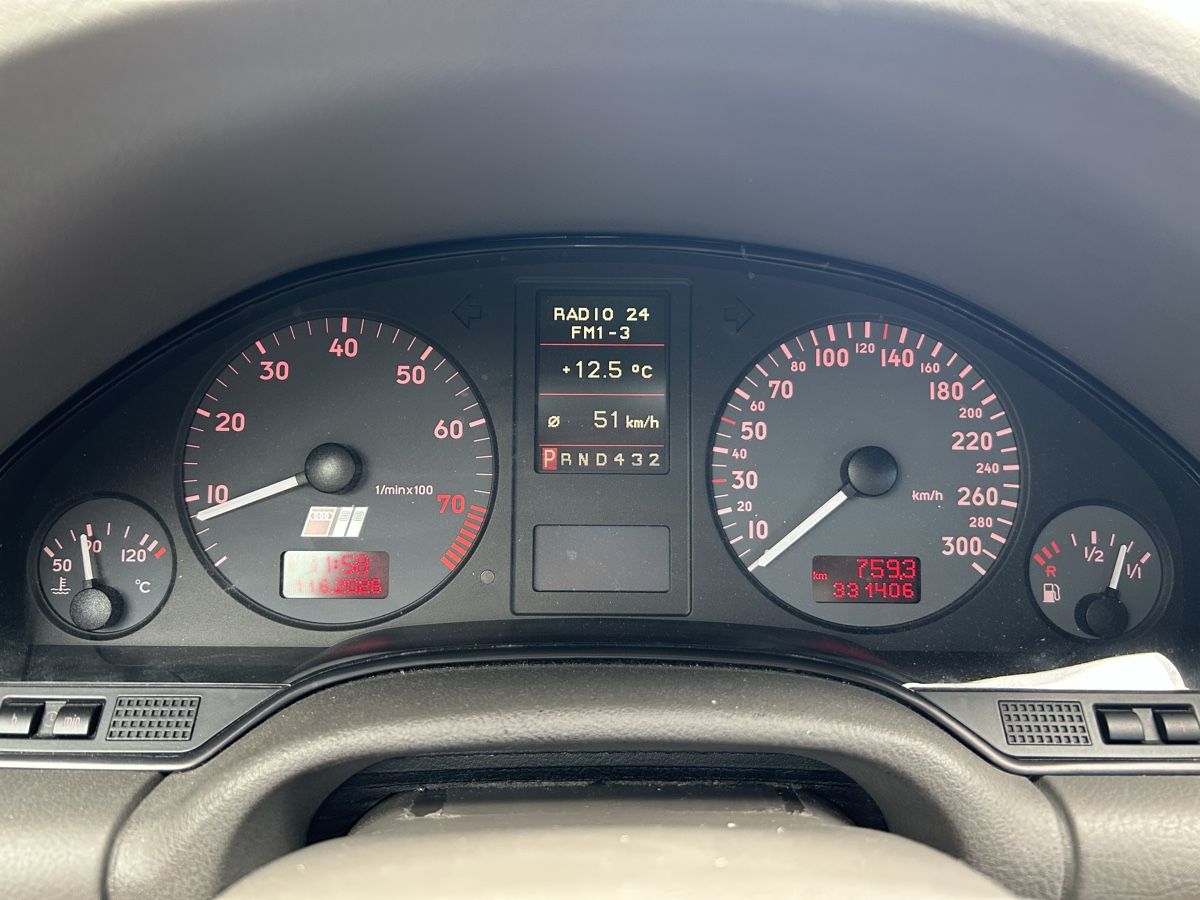 Audi Automobili: Audi S8 Facelift MFK 12.2025 – Usato da Volketswil venduto da m-power1987 9