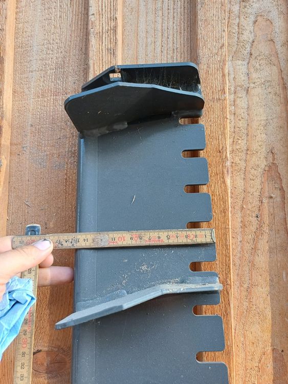 Eichhörnchen-Schutzblech Für Vogelfutterstangen – 48,3 Cm Ø, Mattschwarz, Snap-In-Montage, Für Schäferhaken