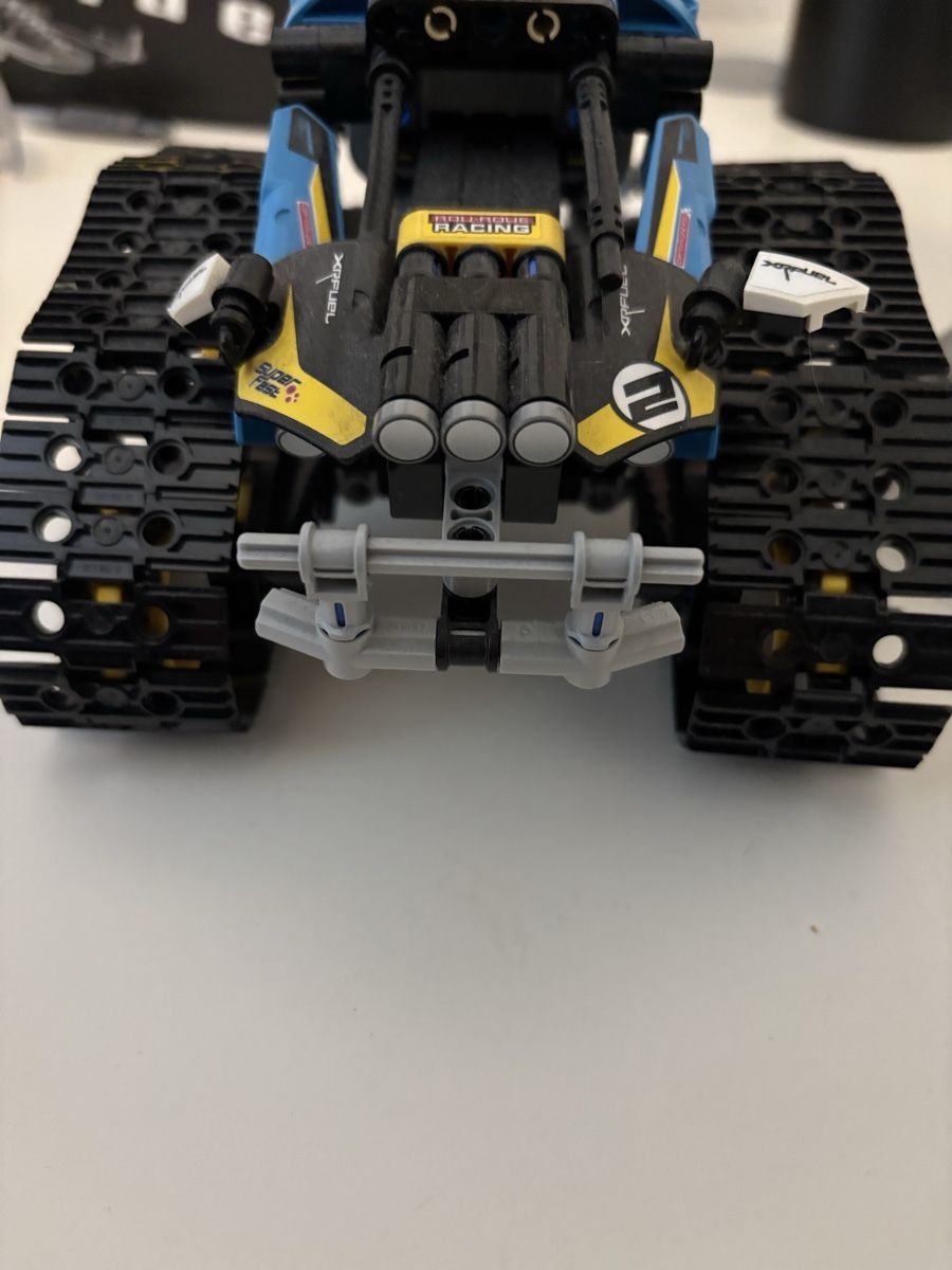 Technics Kit di costruzioni: LEGO Technic Voiture de course Télécommandée 42065 ! – Usato da La Chaux-de-Fonds venduto da DANIELA19961996 1