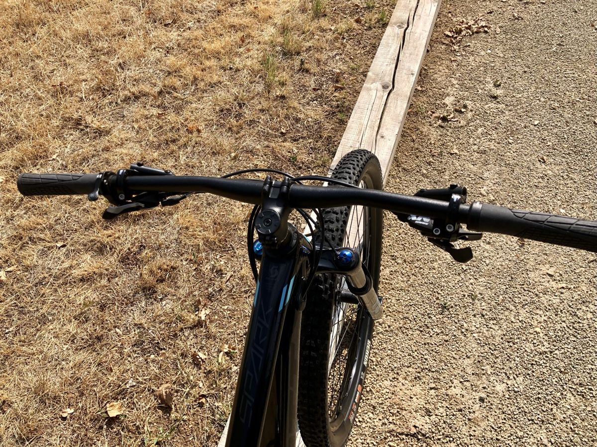 Scott Velos: TOP Scott Spark Contessa - S – Gebraucht aus La Sarraz von Furka-Pass 8