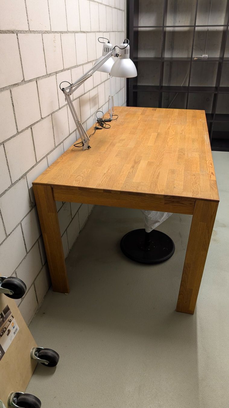 Tables: Basteltisch (ehem. Esstisch) aus Eiche – D'occasion à Oftringen par Schaninb 1
