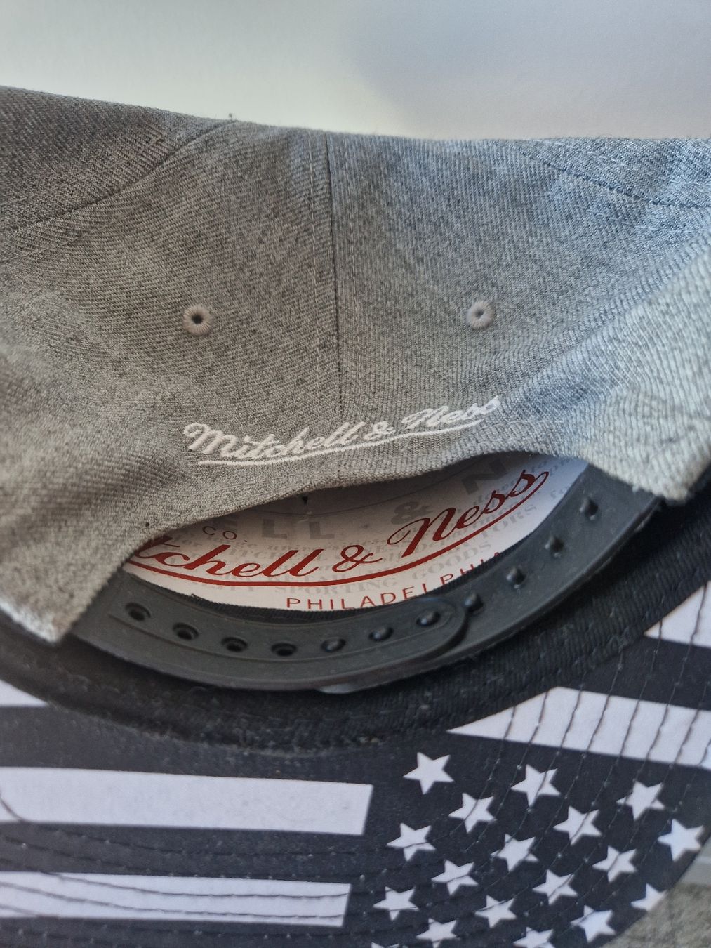 Altro in  Abbigliamento & Accessori: Bulls Cap Mitchell & Ness – Nuovo (secondo la descrizione) da Jegenstorf venduto da Nilo_92 1