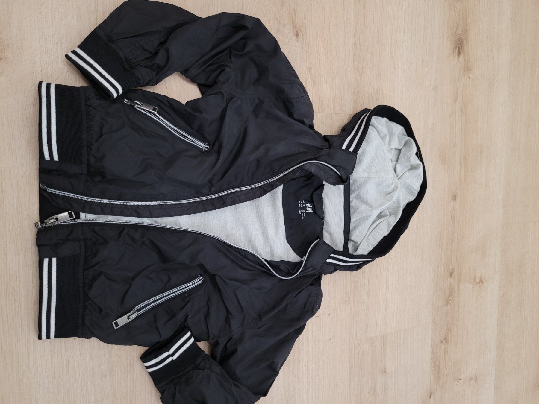 Giacche & Cappotti: Übergangsjacke Grösse 116 – Usato da Lupsingen venduto da sta_wgg5