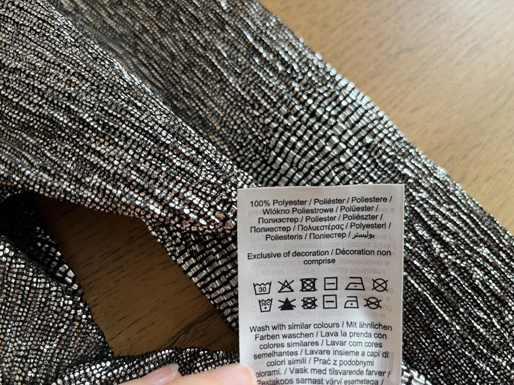 Vila Vestiti: Vila Kleid metallic-silber 36 / S neuwertig – Usato da Hombrechtikon venduto da Mille1000 4