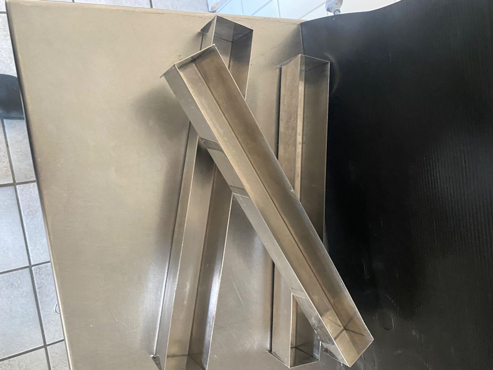 moules en inox (Gebraucht) in Sion für CHF 20 – mit Lieferung auf ...
