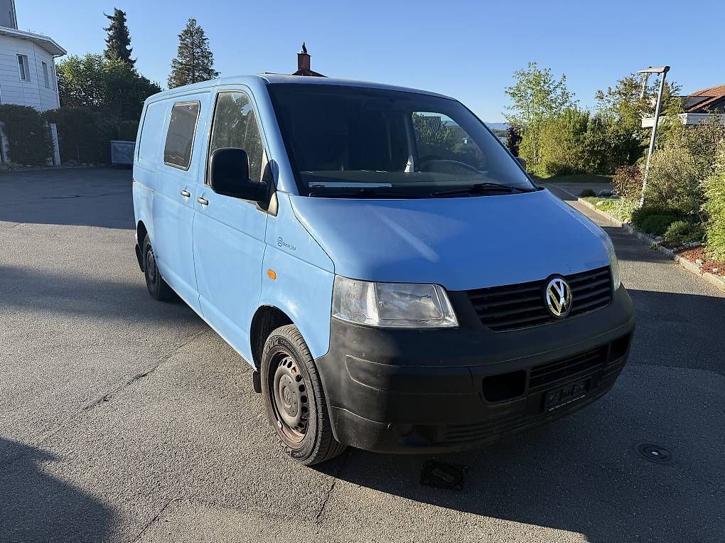 Automobili: VW T5 – Usato da Seedorf BE venduto da jel_d6xj