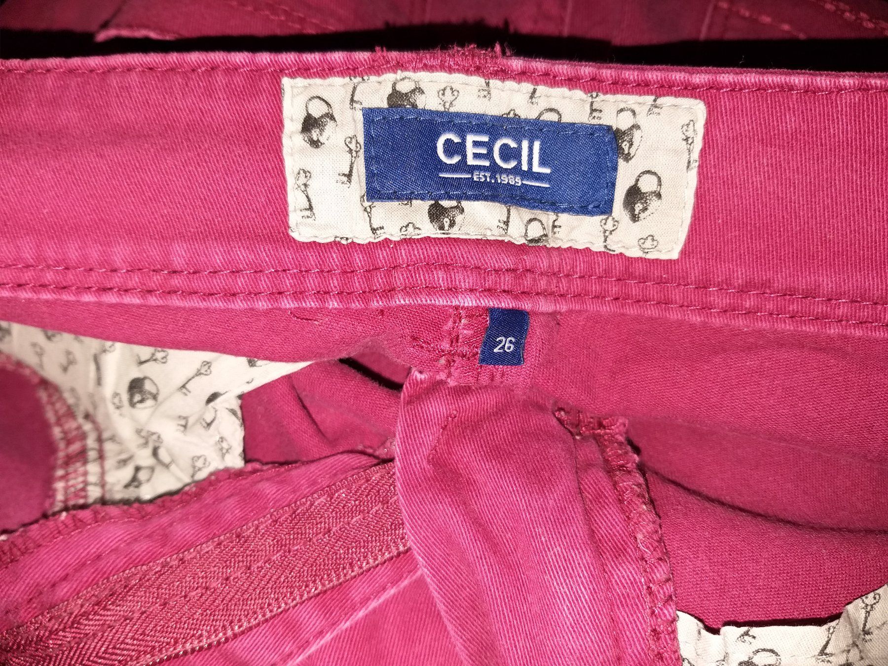 Cecil Jeans: CECIL Jeans taille / Grosse 26 – Usato da Cossonay-ville venduto da Super-Price-Quality 9