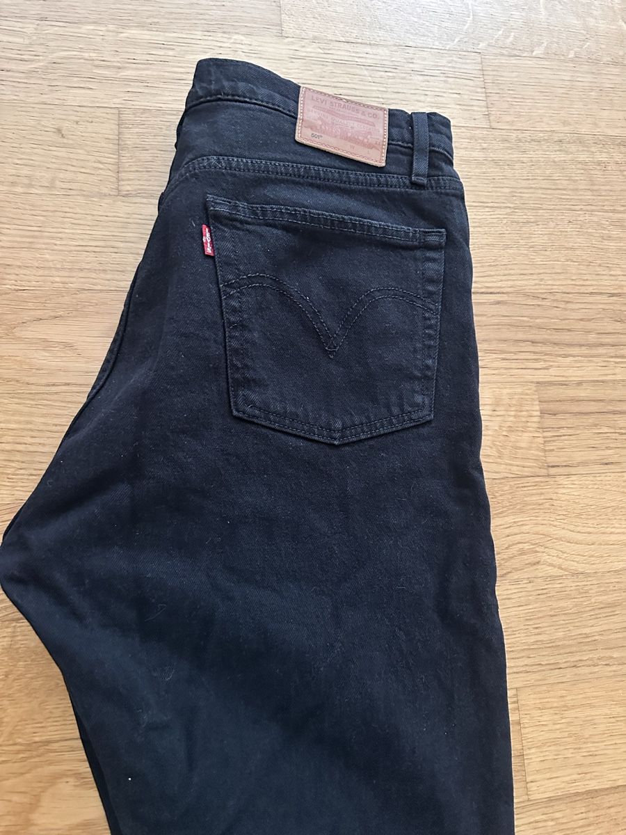 Levi's Jeans: Schwarze Levis Hose 501 – Nuovo (secondo la descrizione) da Luzern venduto da micaelapc 1