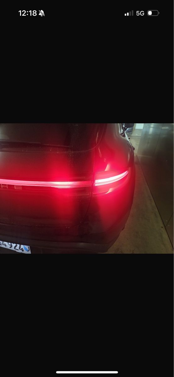 Porsche Tutti pezzi di ricambio auto: Porsche Macan GTS OEM rückleuchte liste – Difettoso da Zug venduto da OJ1212 2