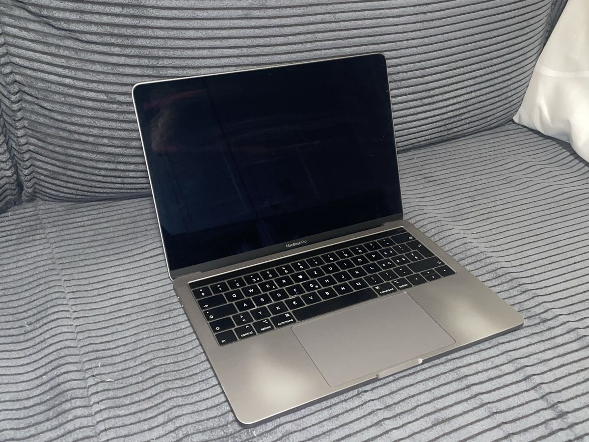 Apple Notebook: Macbook Pro 13” 2019, avec Touchbar – Usato da Crissier venduto da vivivoo