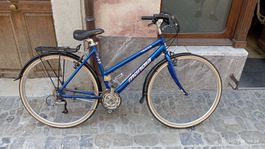 Mondia Swiss vélo dame 28 pouces