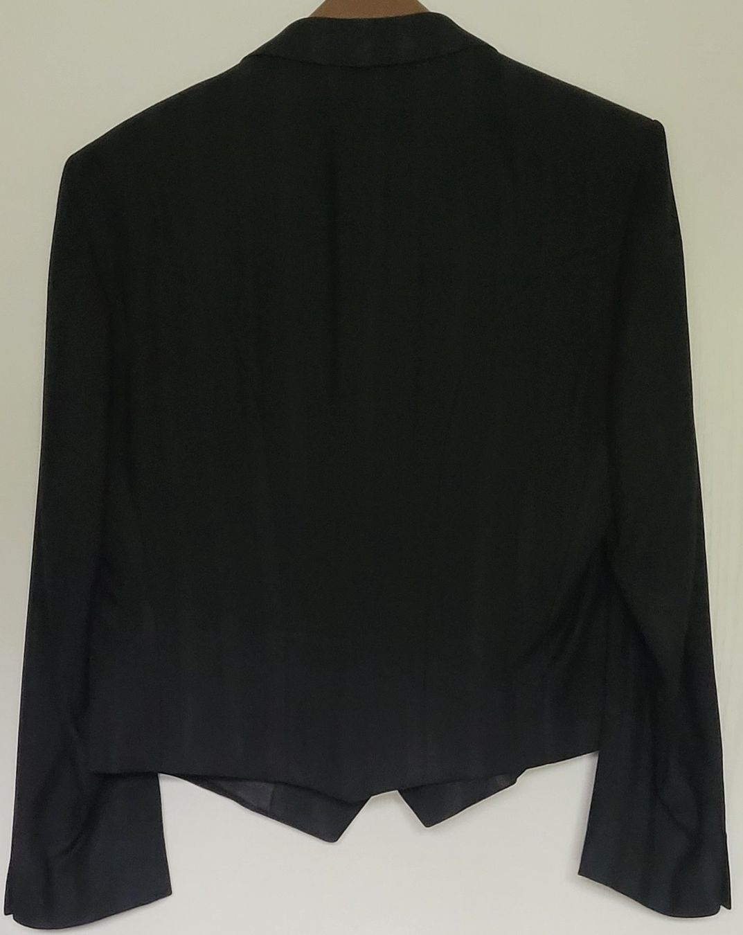 Giacche: Kurzblazer, schwarz, gestreift, Gr. 48 – Usato da Männedorf venduto da Rsc60 1