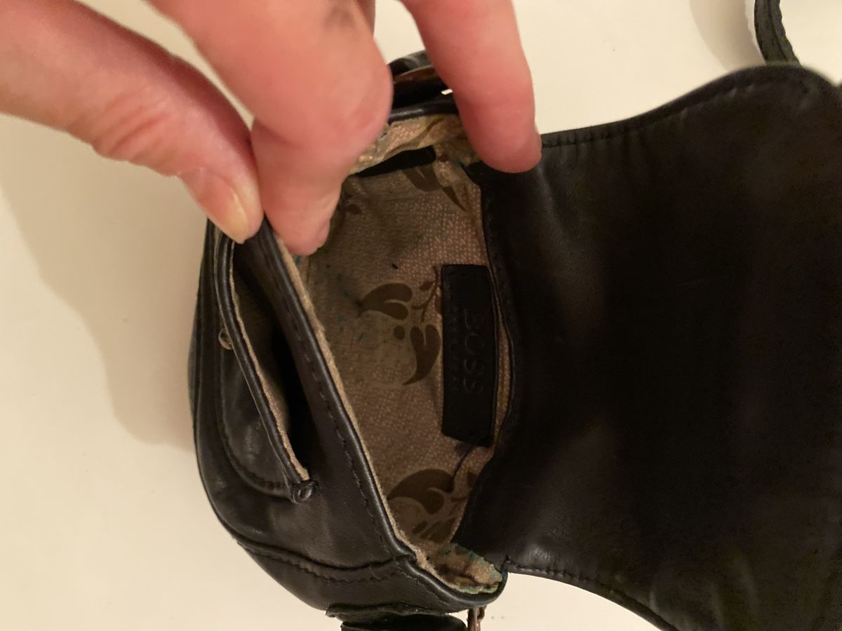 Borse da donna: Hugo Boss Ledertasche schwarz – Usato da Zürich venduto da Domi_ZH 3