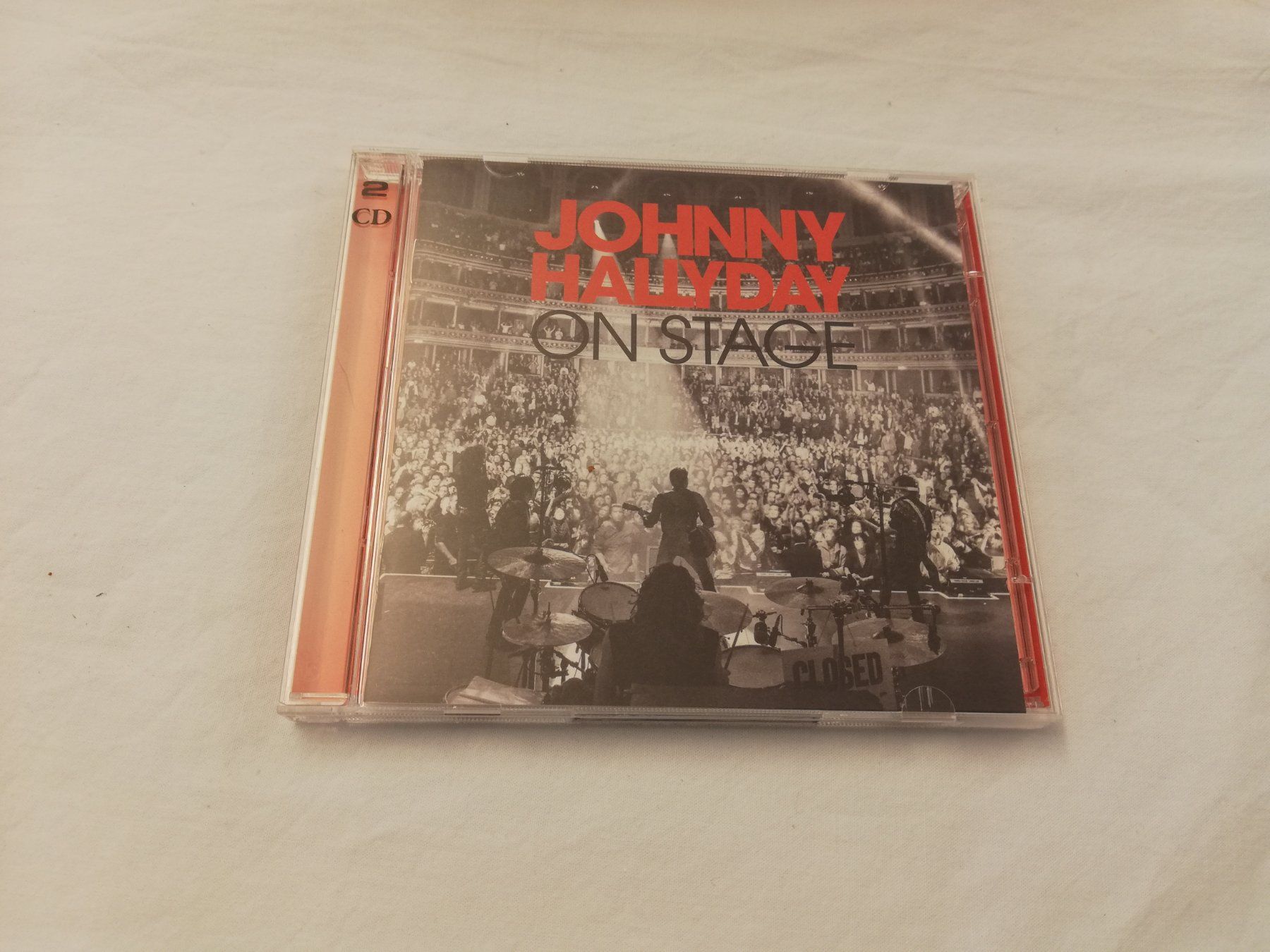 CDs: JOHNNY HALLDAY - ON STAGE – Gebraucht aus Bern von Vinylsound.ch